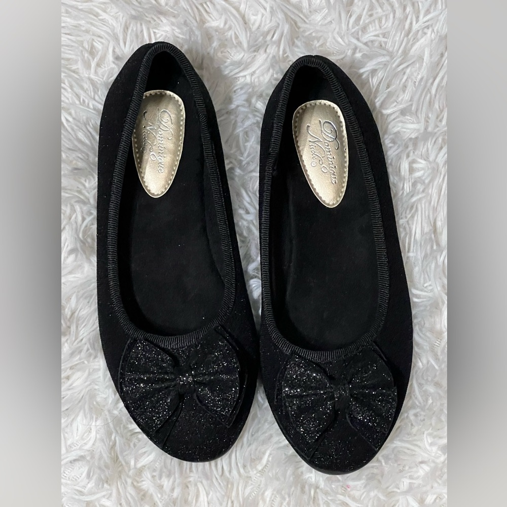 Dominque Nicole kids shoes size 2M like new